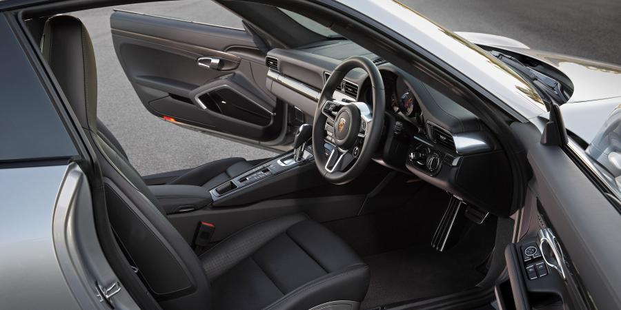  Porsche 911 Carrera S Coupe 2016 года  (AU) (фото 12 из 34)